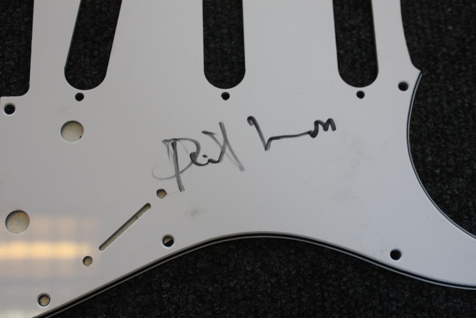 Gitarrenplatte, David Kross signiert, Film, Fernsehen, Kino, Autogramm, Sammeln