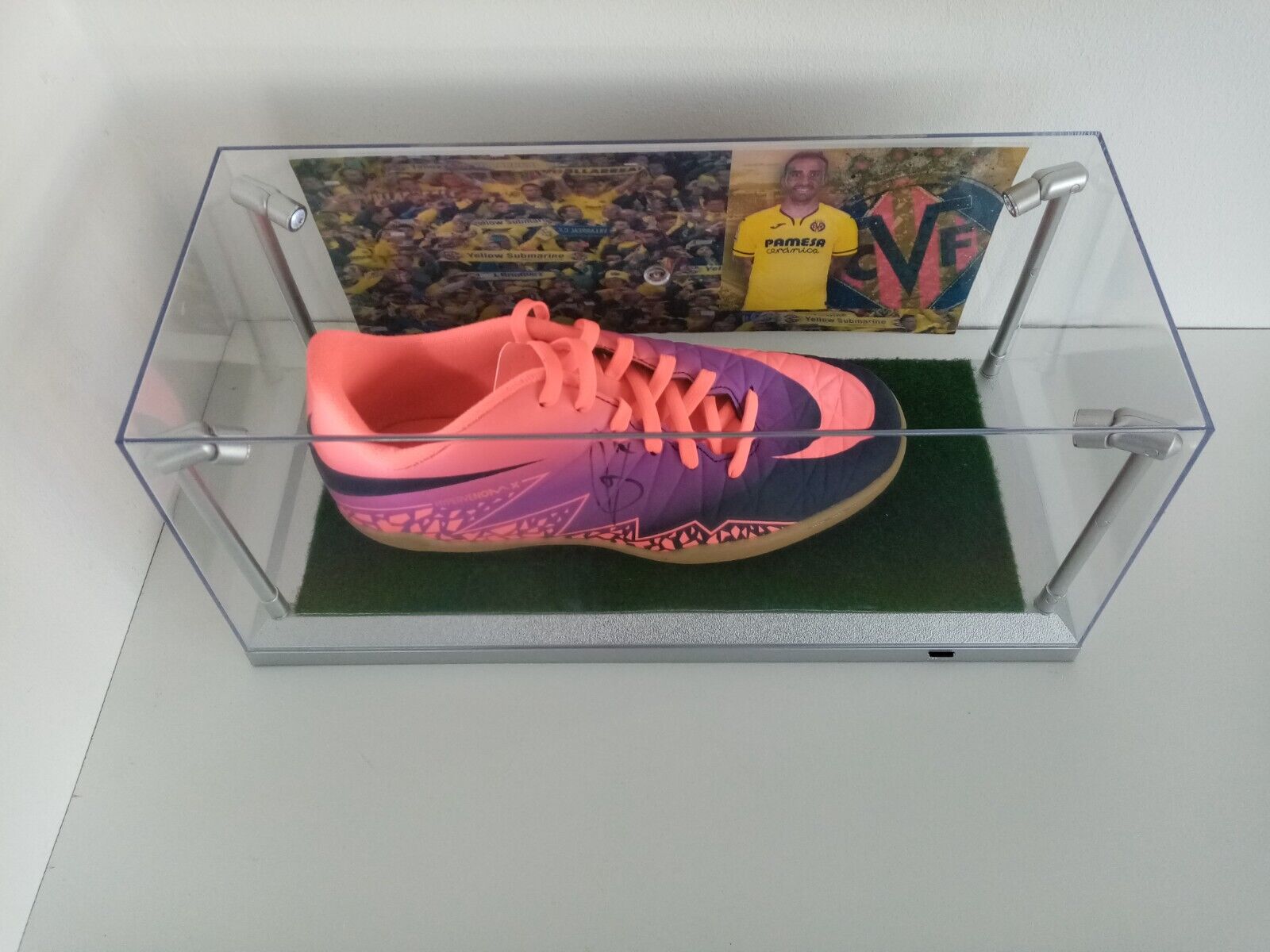 Fußballschuh Paco Alcacer signiert Beleuchtung Fußball Spanien La Liga Schuh Neu