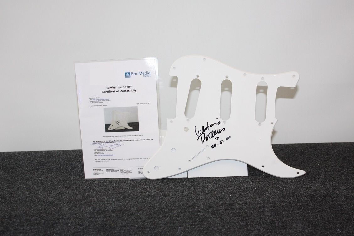 Gitarrenplatte, Viktoria Brams signiert, Marienhof, Hallo Robbie, Neu, Serie, TV