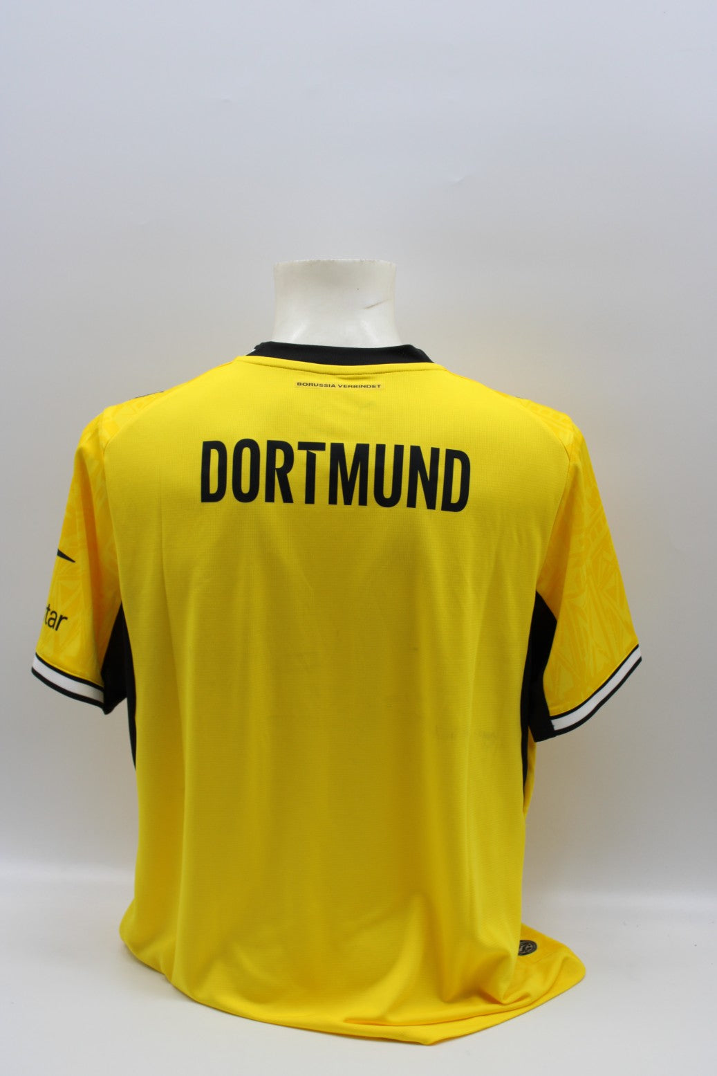 Borussia Dortmund 2026/2027 Trikot Teamsigniert Autogramm zertifiziert L