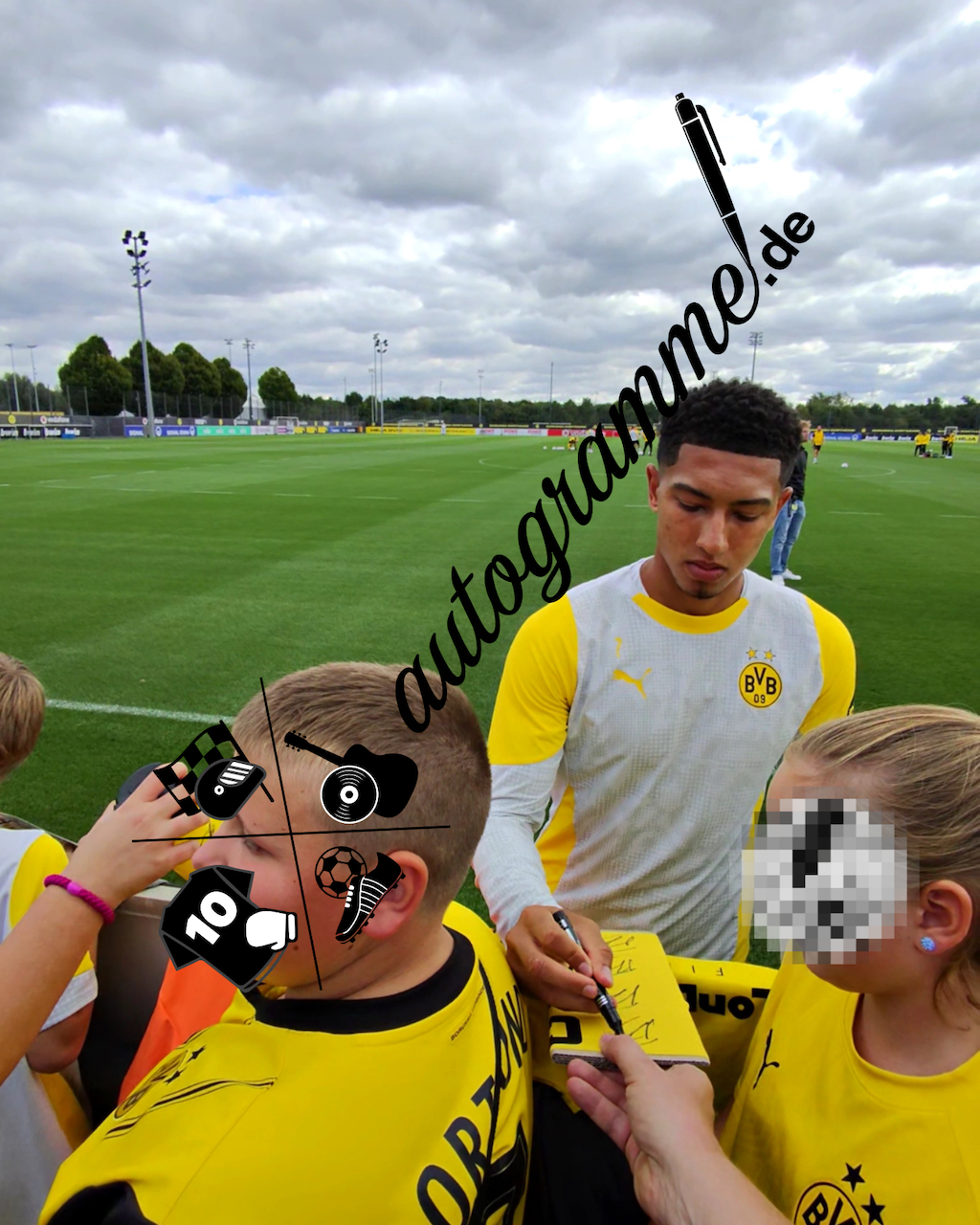 Kapitänsbinde Jobe Bellingham signiert im Rahmen Borussia Dortmund COA
