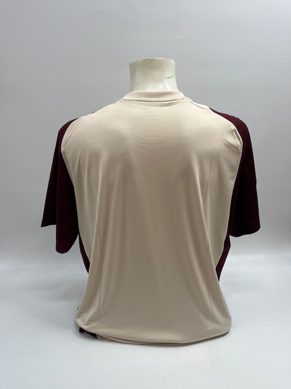 Bayern Munich shirt signed by Tom Bischof, FCB Adidas, XL