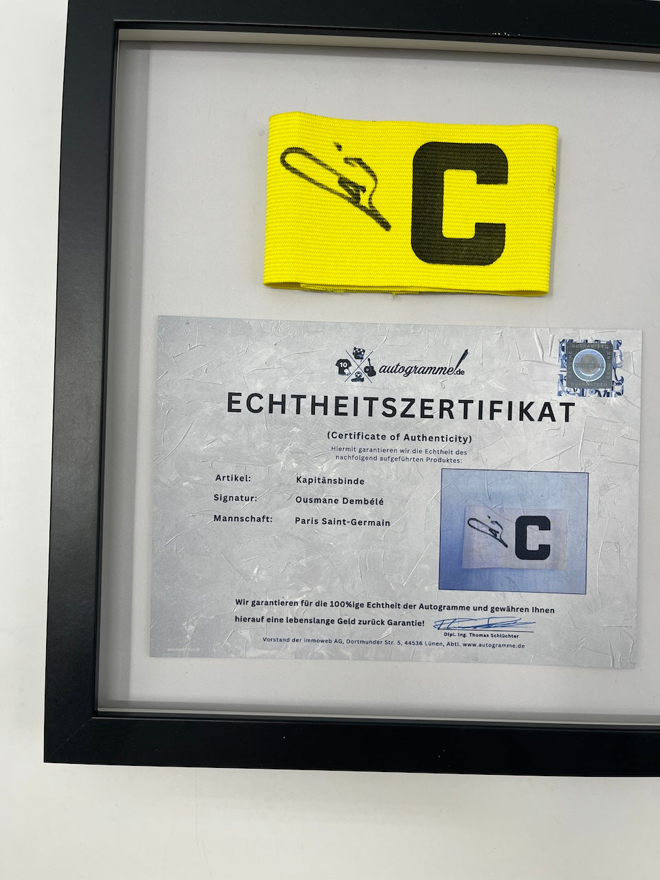 Kapitänsbinde Ousmane Dembele signiert im Rahmen PSG COA