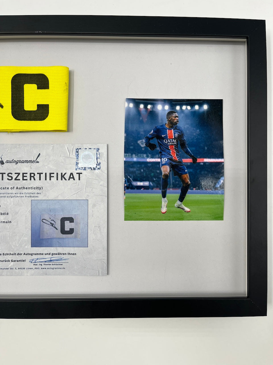 Kapitänsbinde Ousmane Dembele signiert im Rahmen PSG COA