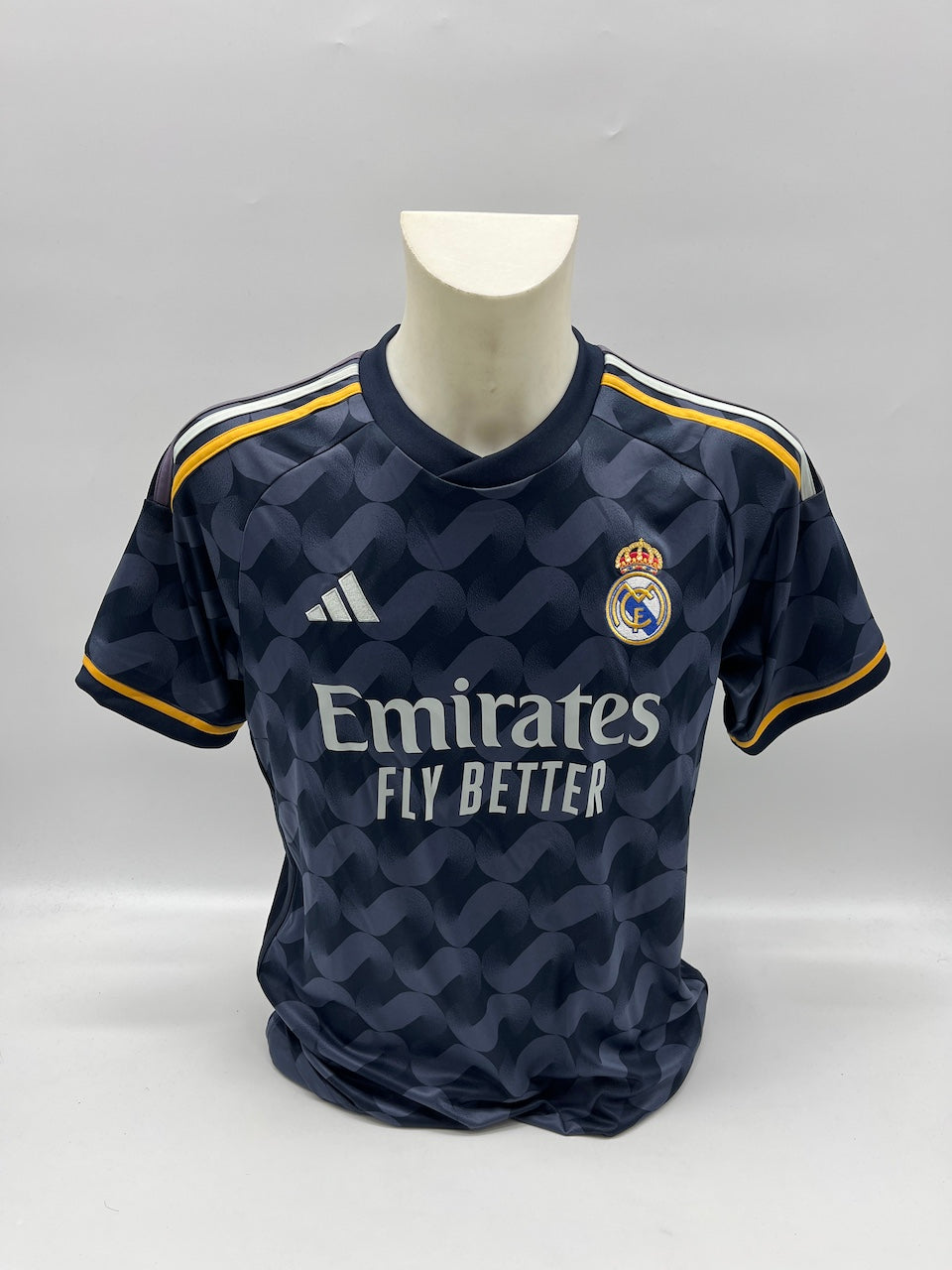 Real Madrid jersey signed by Jude Bellingham, autographed by Adidas COA M
