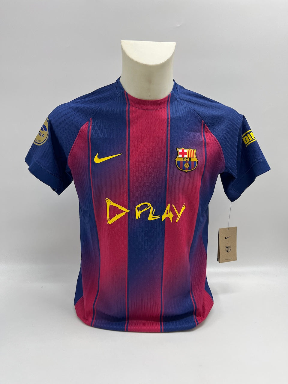 Limitiertes Barcelona x Play Trikot Ed Sheeran M 395/1899