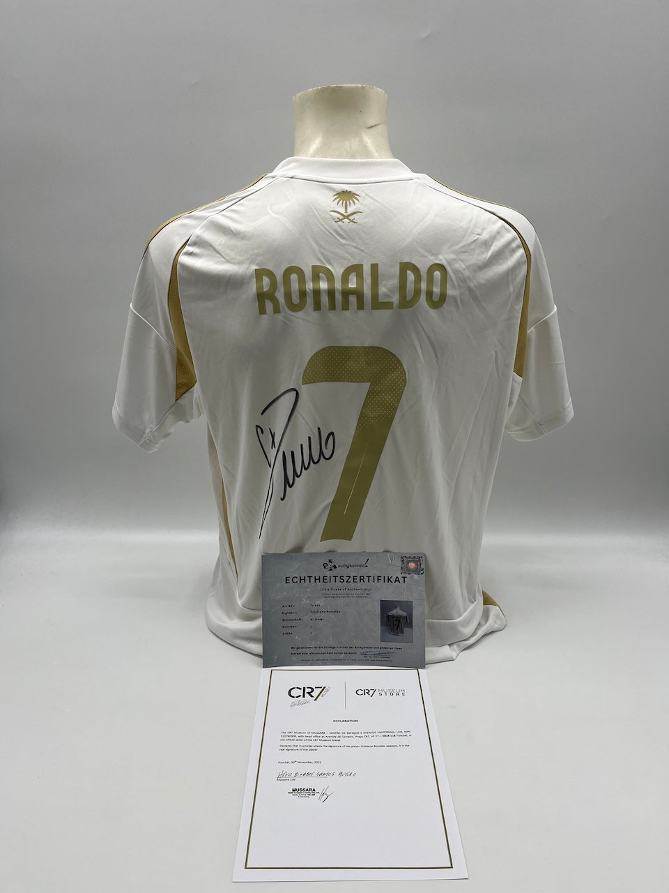 Al Nassr FC Trikot Cristiano Ronaldo signiert Autogramm Fußball weiß L