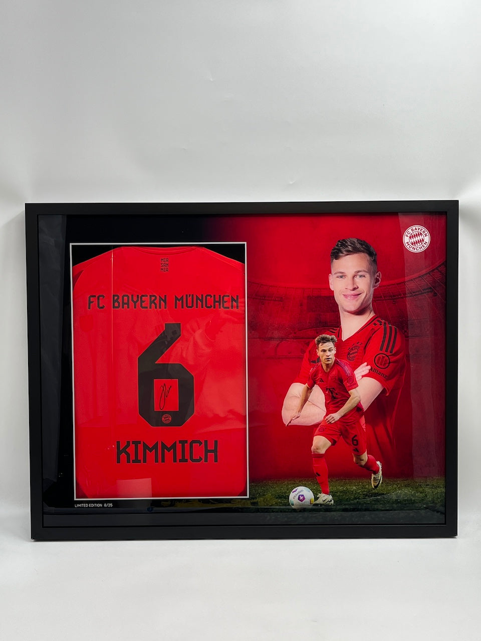 Bayern München Trikot Joshua Kimmich signiert im Rahmen COA Adidas 8/25