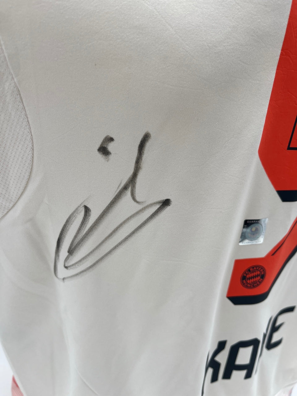 Bayern München Trikot Harry Kane signiert Autogramm Adidas COA M