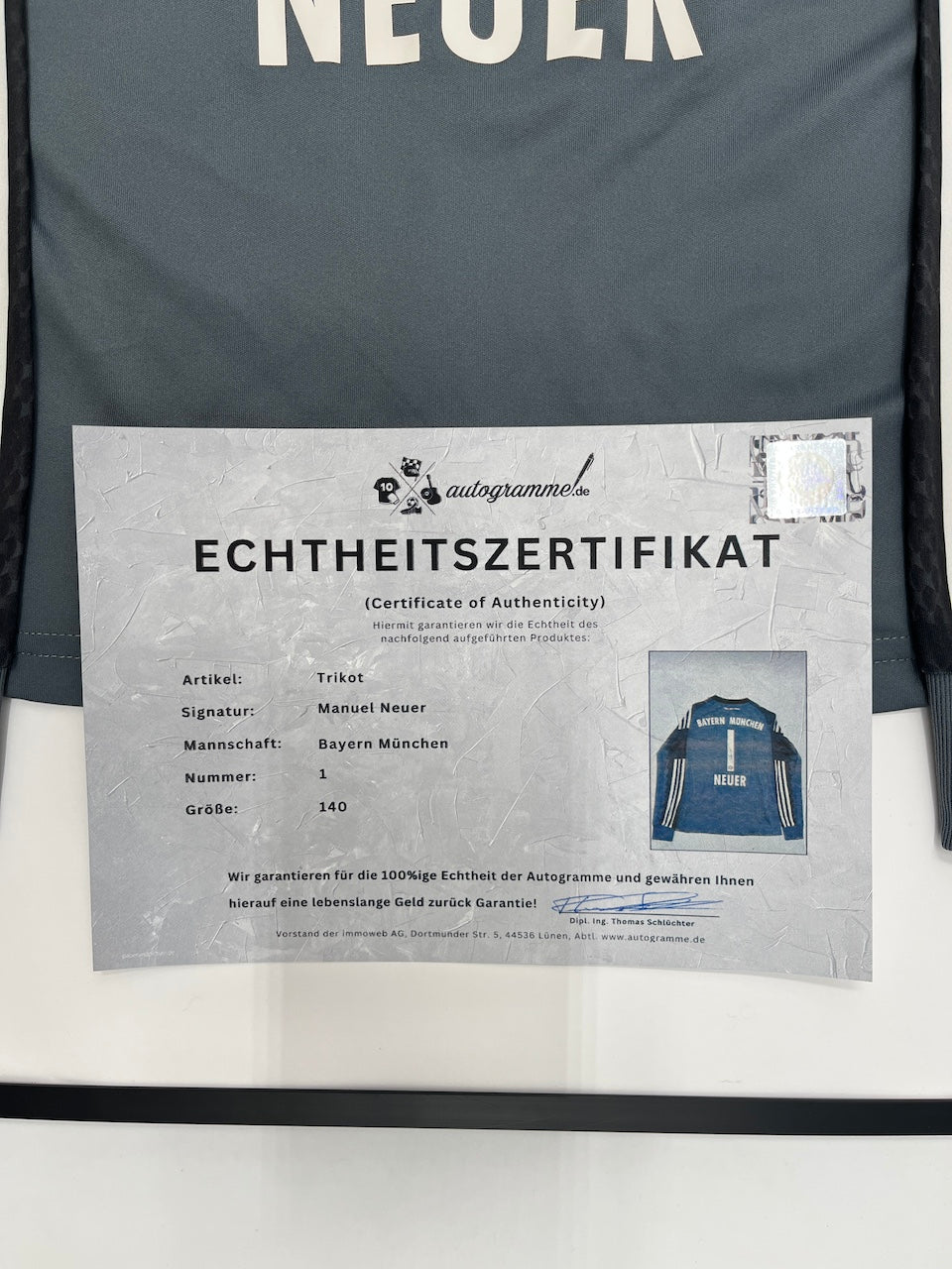 Bayern München Trikot Manuel Neuer signiert im Rahmen COA Adidas neu 140