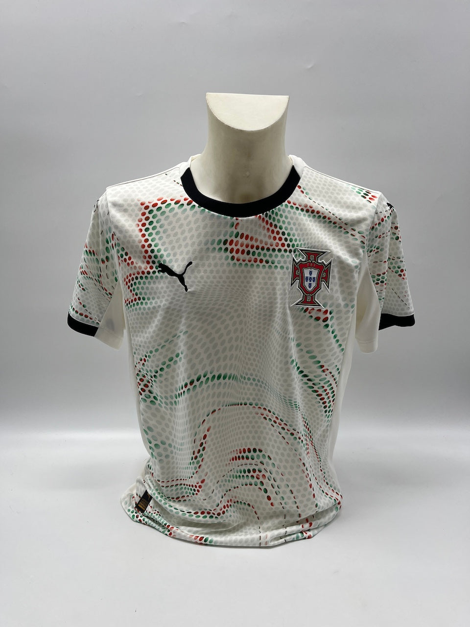 Portugal Trikot Cristiano Ronaldo signiert Autogramm COA Fußball M