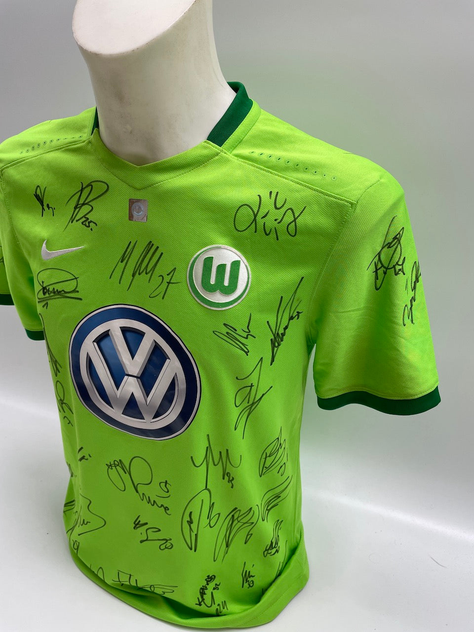 VFL Wolfsburg Trikot 2016/2017 Teamsigniert Wölfe Autogramm Nike S
