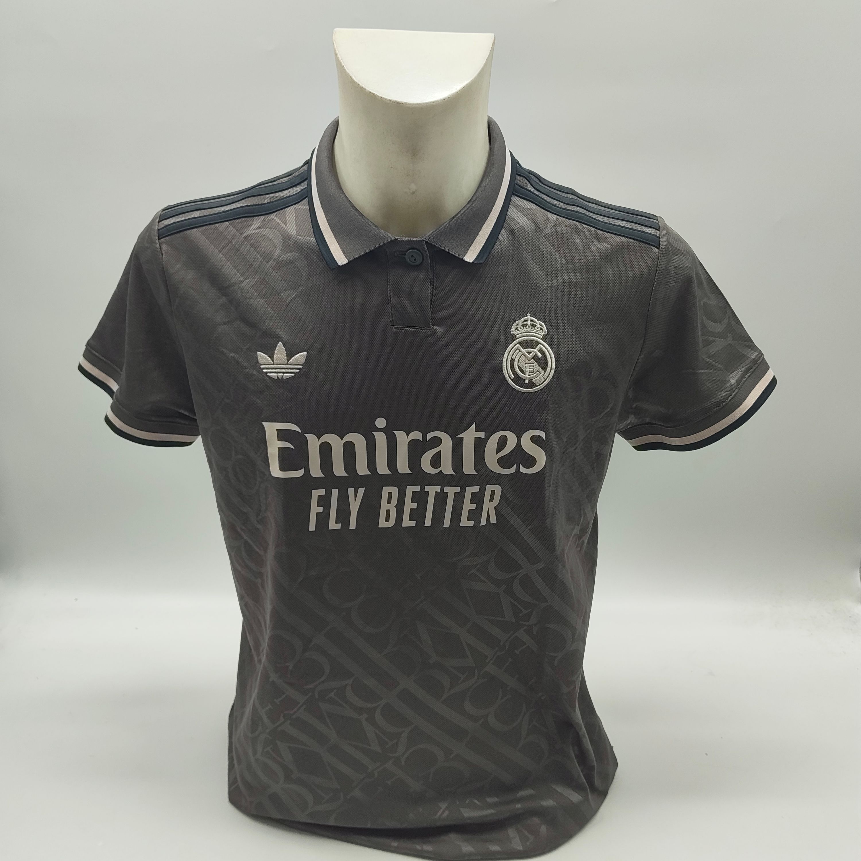 Real Madrid Damen Trikot Vinicius Junior signiert Autogramm Adidas L