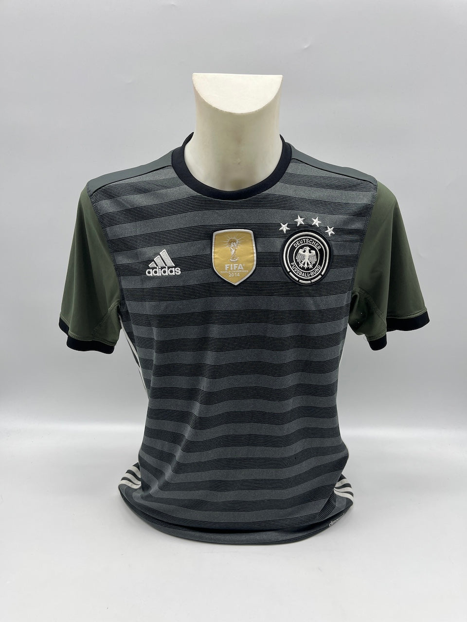 DFB Trikot Bastian Schweinsteiger signiert Autogramm Adidas COA M