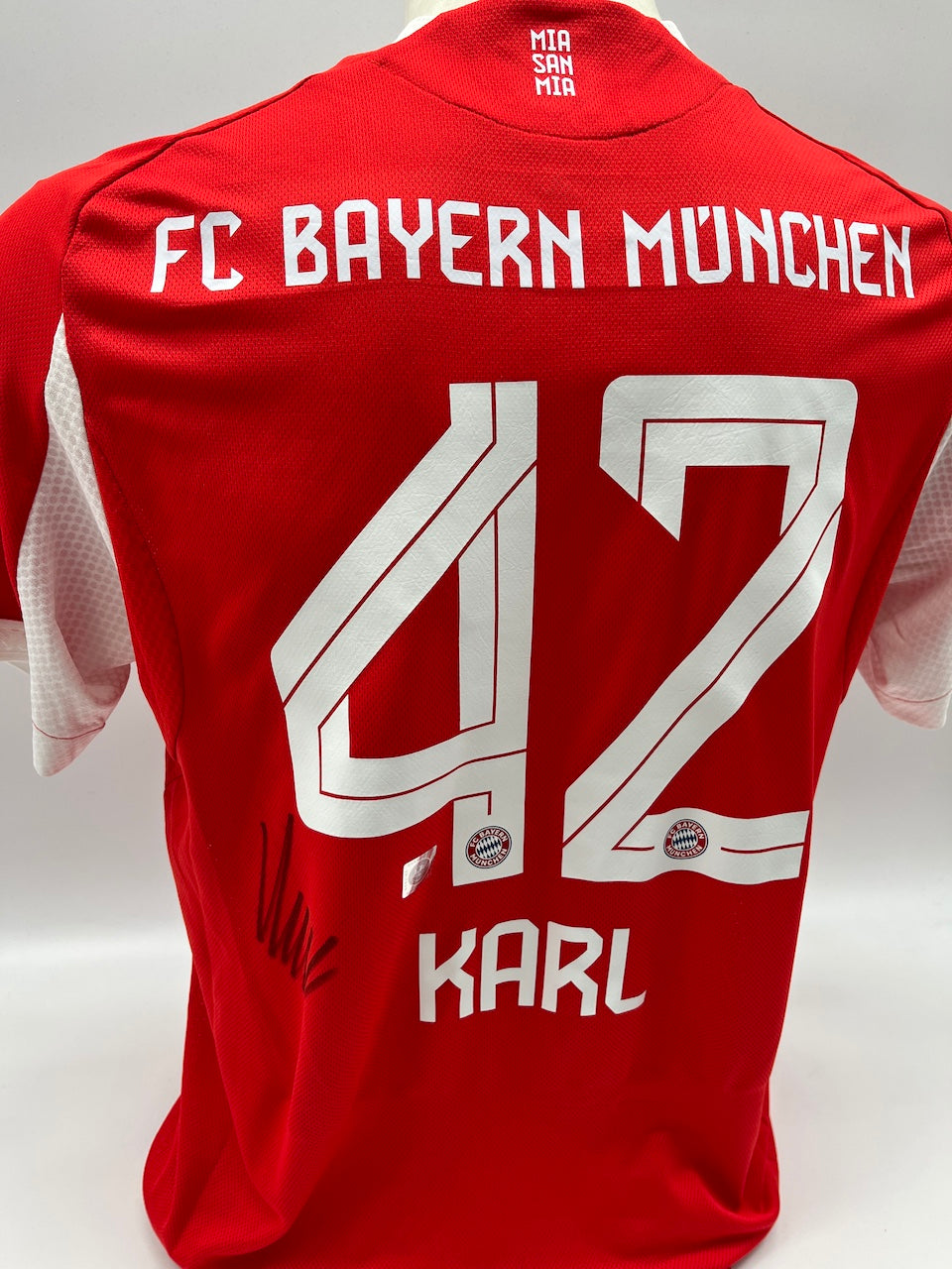 Bayern München Authentic-Trikot Lennart Karl signiert Autogramm Adidas COA M