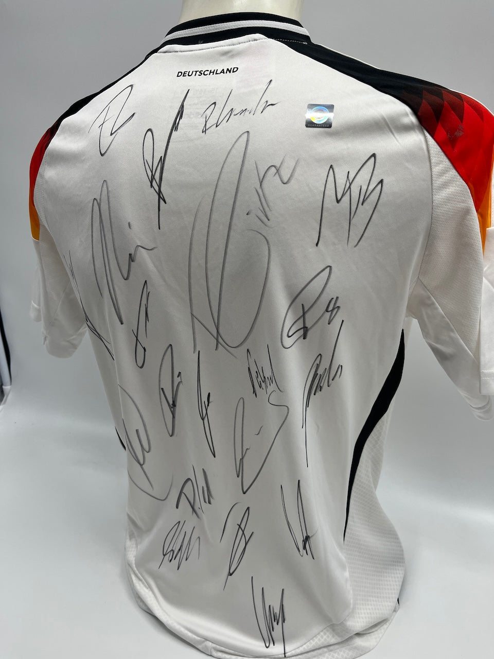 Deutschland Trikot EM 2024 Teamsigniert DFB COA Adidas 176