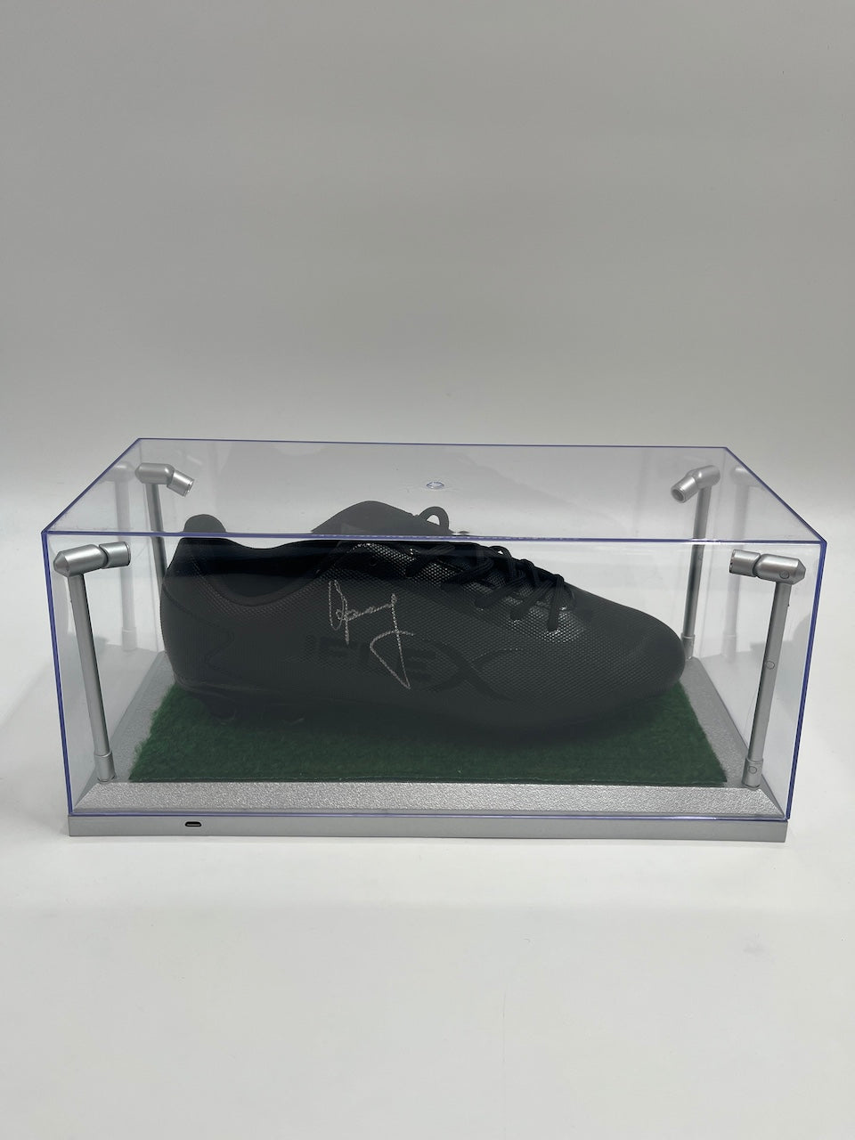 Fußballschuh Nigel de Jong signiert in Vitrine + Beleuchtung Autogramm COA