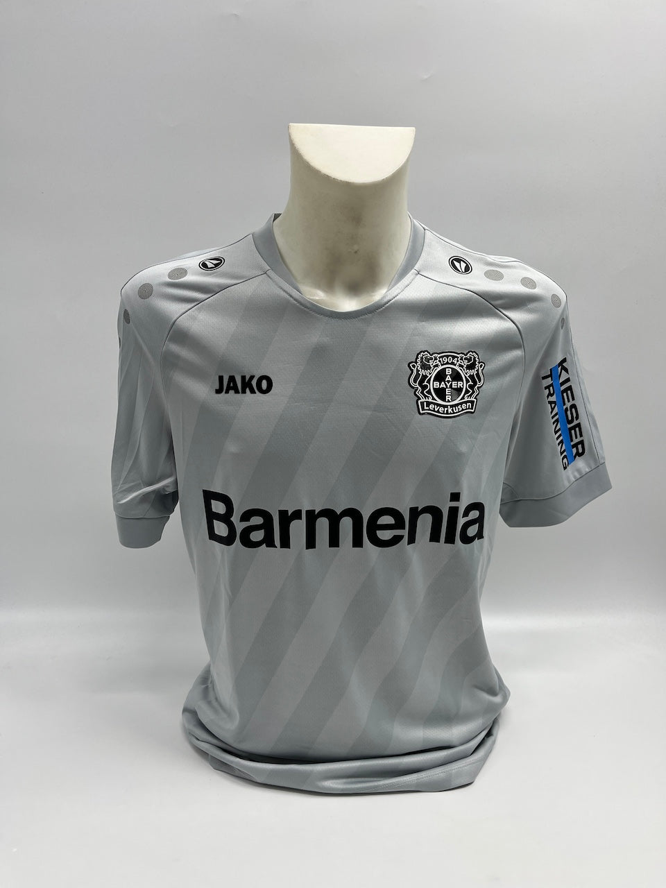 Matchvorbereitetes Bayer Leverkusen Spielertrikot Kerem Demirbay signiert L