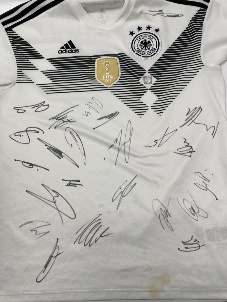 Deutschland Trikot WM 2018 Teamsigniert DFB Adidas L