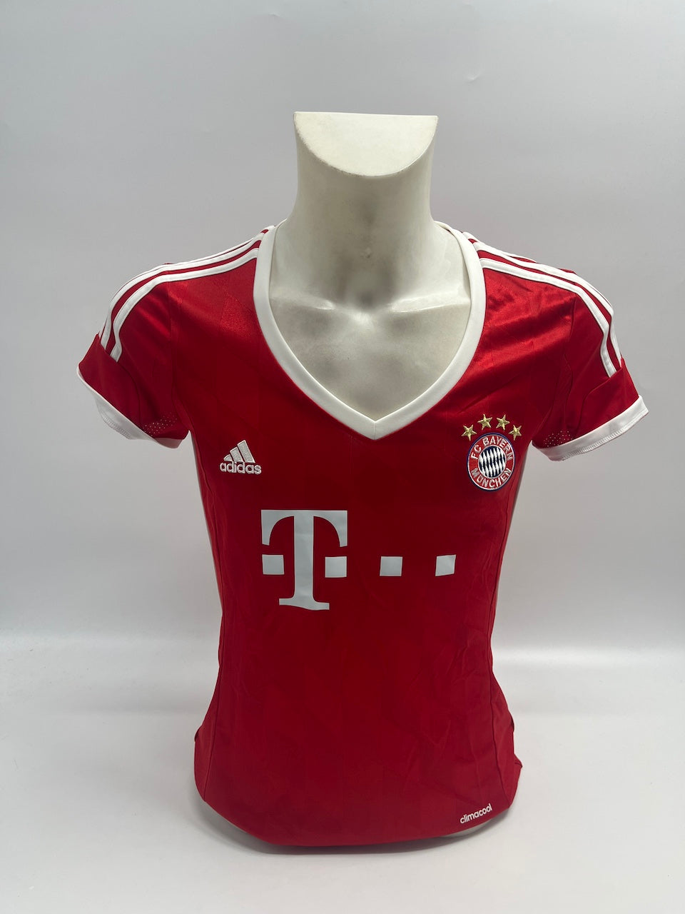Bayern München Frauentrikot Xherdan Shaqiri signiert Adidas COA Autogramm 38-40