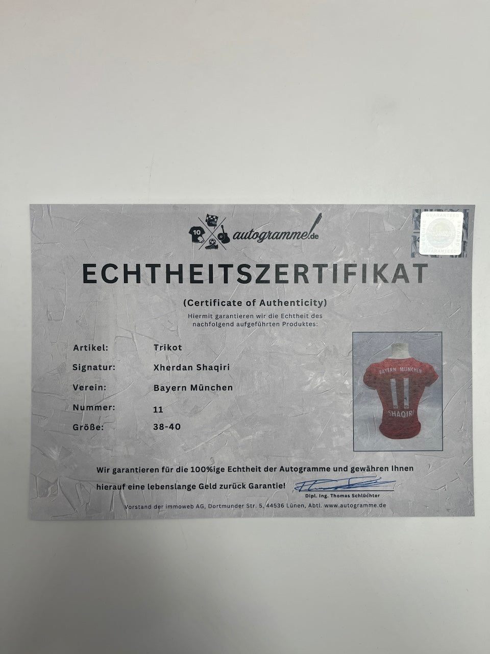 Bayern München Frauentrikot Xherdan Shaqiri signiert Adidas COA Autogramm 38-40