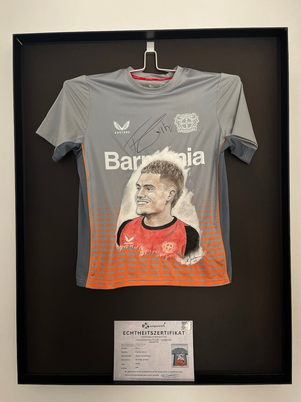 Leverkusen Shirt Portrait Florian Wirtz handgemalt und signiert Castore 158