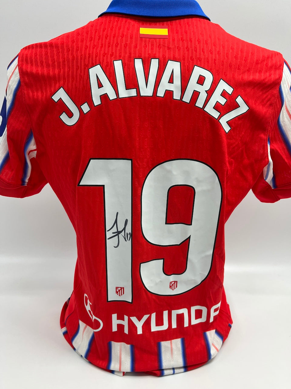 Matchworn Atletico Madrid Trikot getragen & signiert von Julian Alvarez 24.04.25