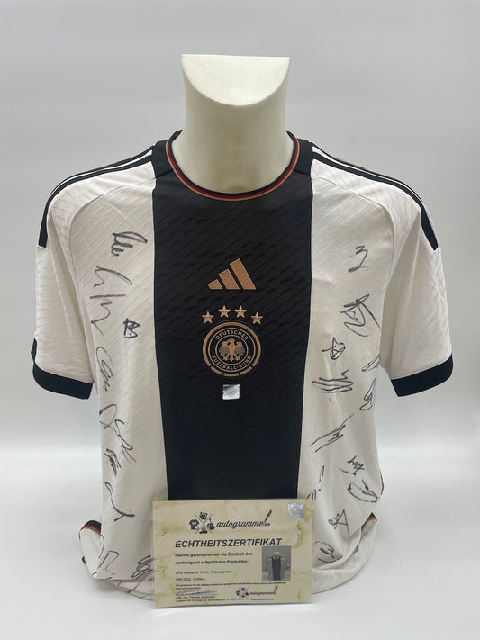 DFB AuthenticTrikot WM 2022 Teamsigniert Autogramm Fußball DFB Adidas COA L