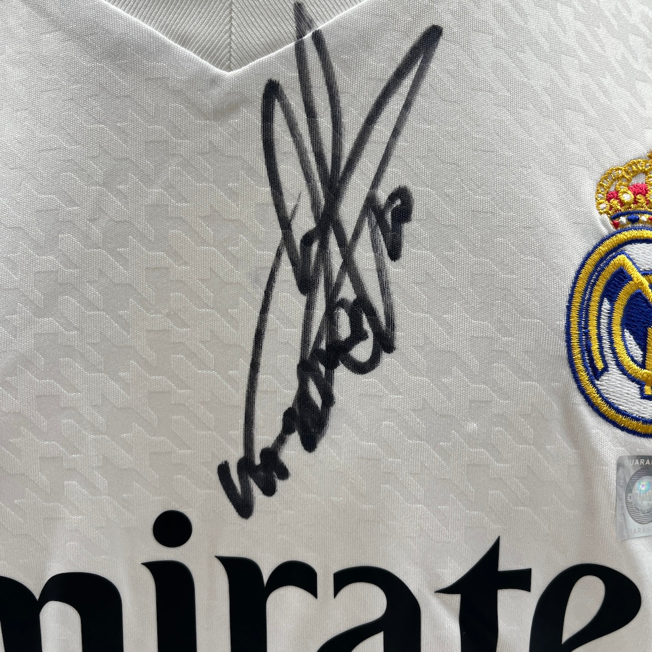 Real Madrid Trikot Eden Hazard signiert Autogramm Adidas COA L
