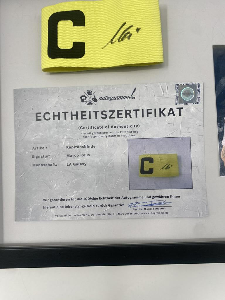 Kapitänsbinde Marco Reus signiert im Rahmen LA Galaxy Autogramm COA