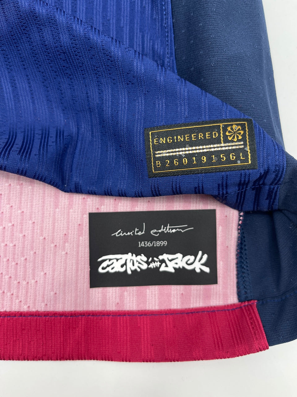 Limitiertes Barcelona x Cactus Jack Trikot 1436/1899 Travis Scott M