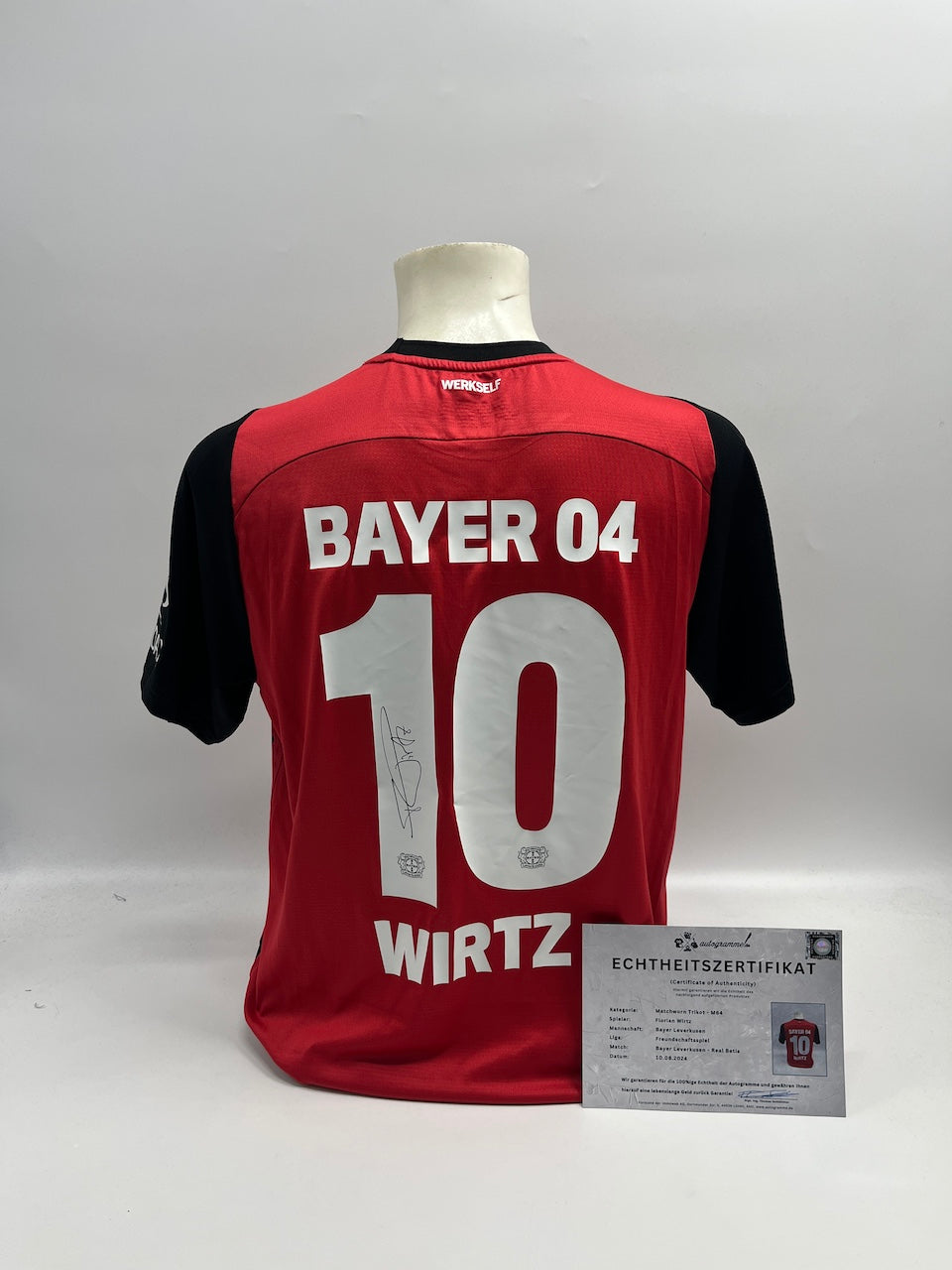 Matchworn Leverkusen Trikot getragen & signiert von Florian Wirtz 10.08.2024