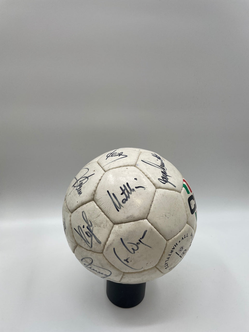 FC Bayern Fußball Teamsigniert 1987/1988 Unterschrift Autogramm Club Ball