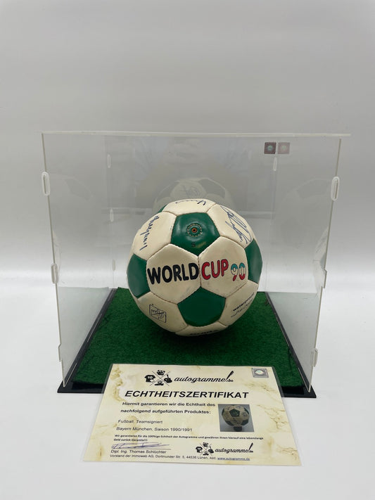 FC Bayern Fußball Teamsigniert 1990/1991 Unterschrift Autogramm Worldcup Ball