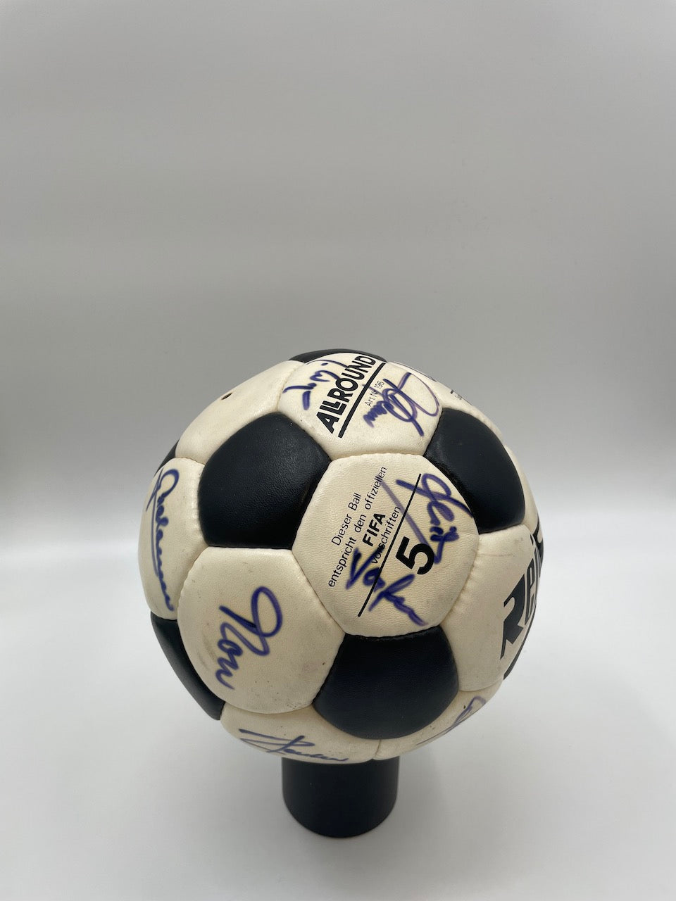 FC Bayern Fußball Teamsigniert 1988/1989 Unterschrift Autogramm Reisport Ball