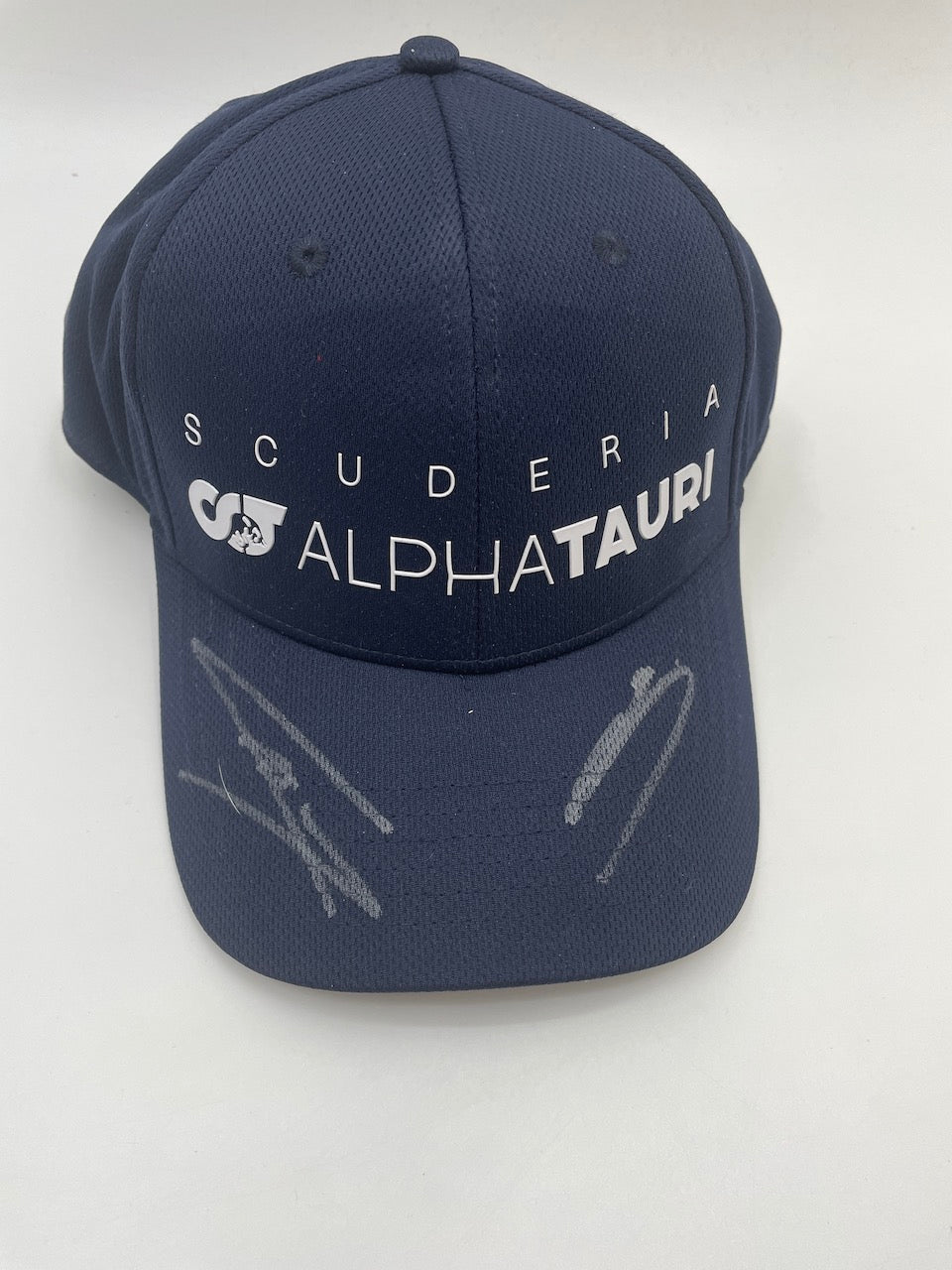 Formel 1 Cap Pierre Gasly und Yuki Tsunado signiert Unterschrift Autogramm Sport