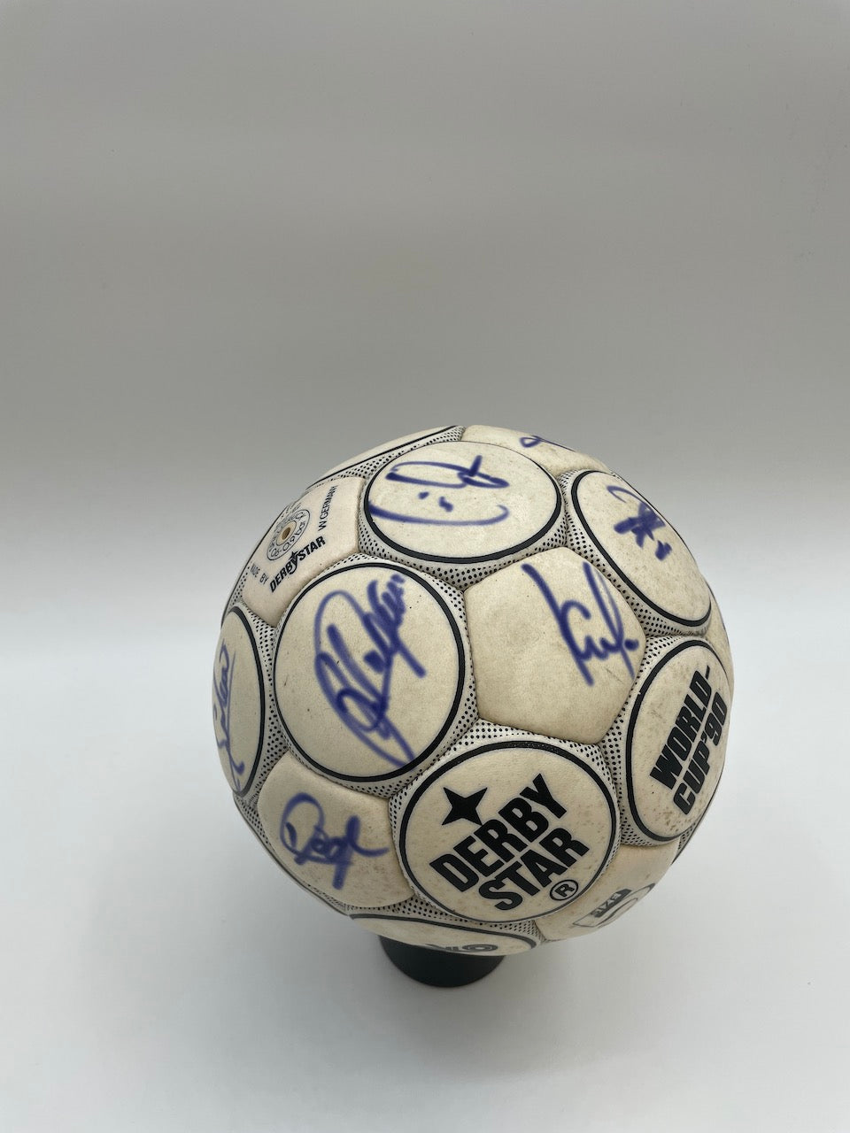 FC Bayern Fußball Teamsigniert 1988/1989 Unterschrift Autogramm Derbystar Ball