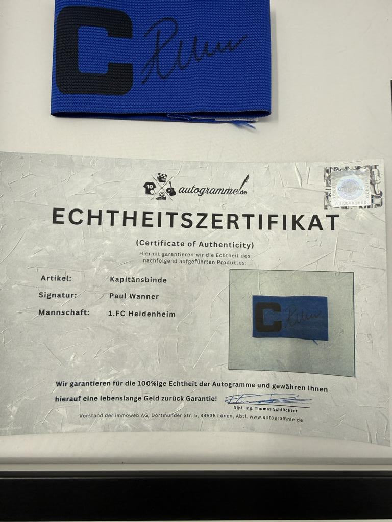 Kapitänsbinde Paul Wanner signiert im Rahmen Fc Heidenheim Autogramm