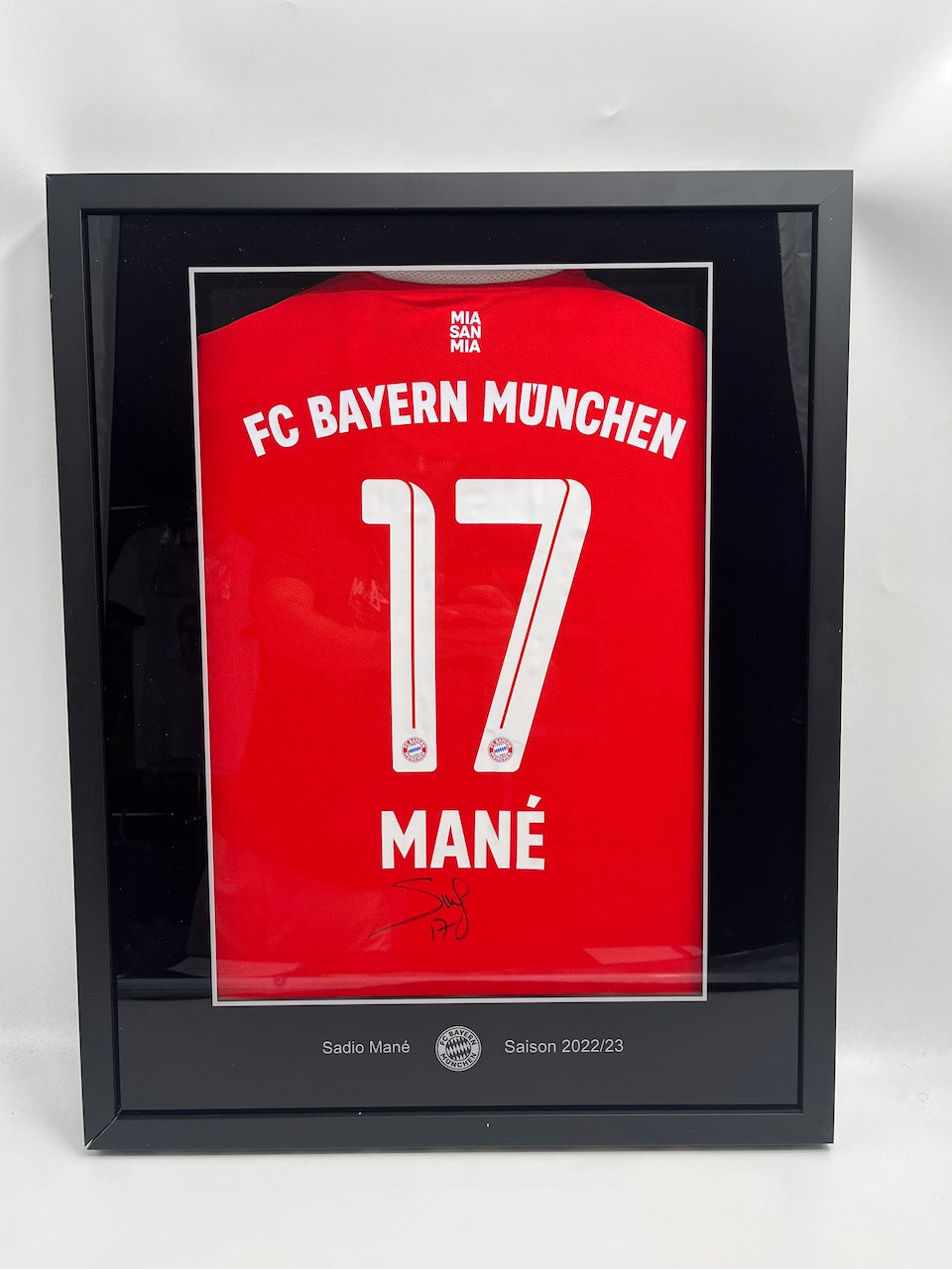 Bayern München Trikot Sadio Mane signiert im Rahmen COA Adidas neu