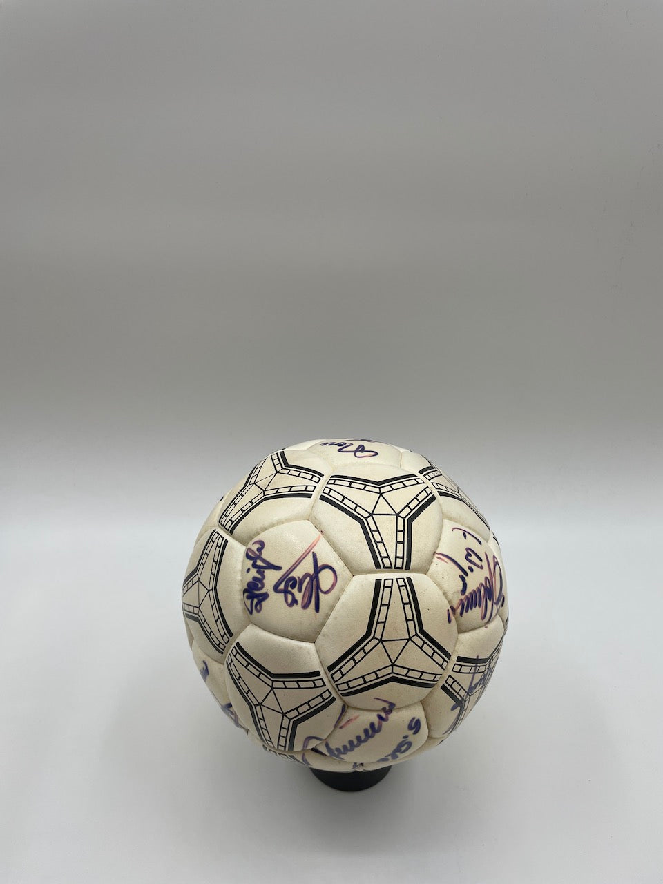 FC Bayern Fußball Teamsigniert 1988/1989 Unterschrift Autogramm 32 Ball signiert