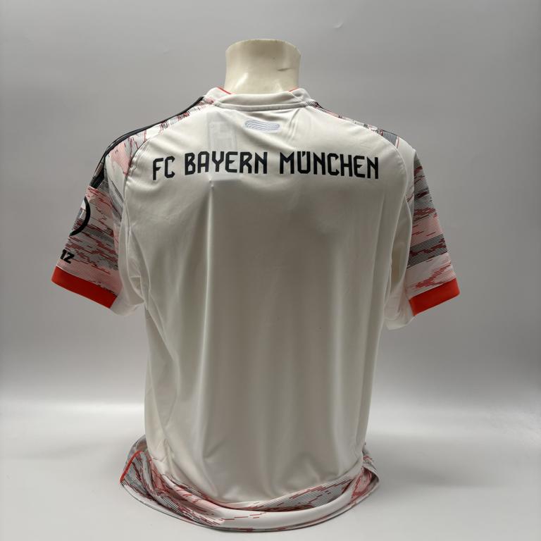 Bayern München signiert Manuel Neuer und Nicolas Jackson Autogramm Adidas COA L