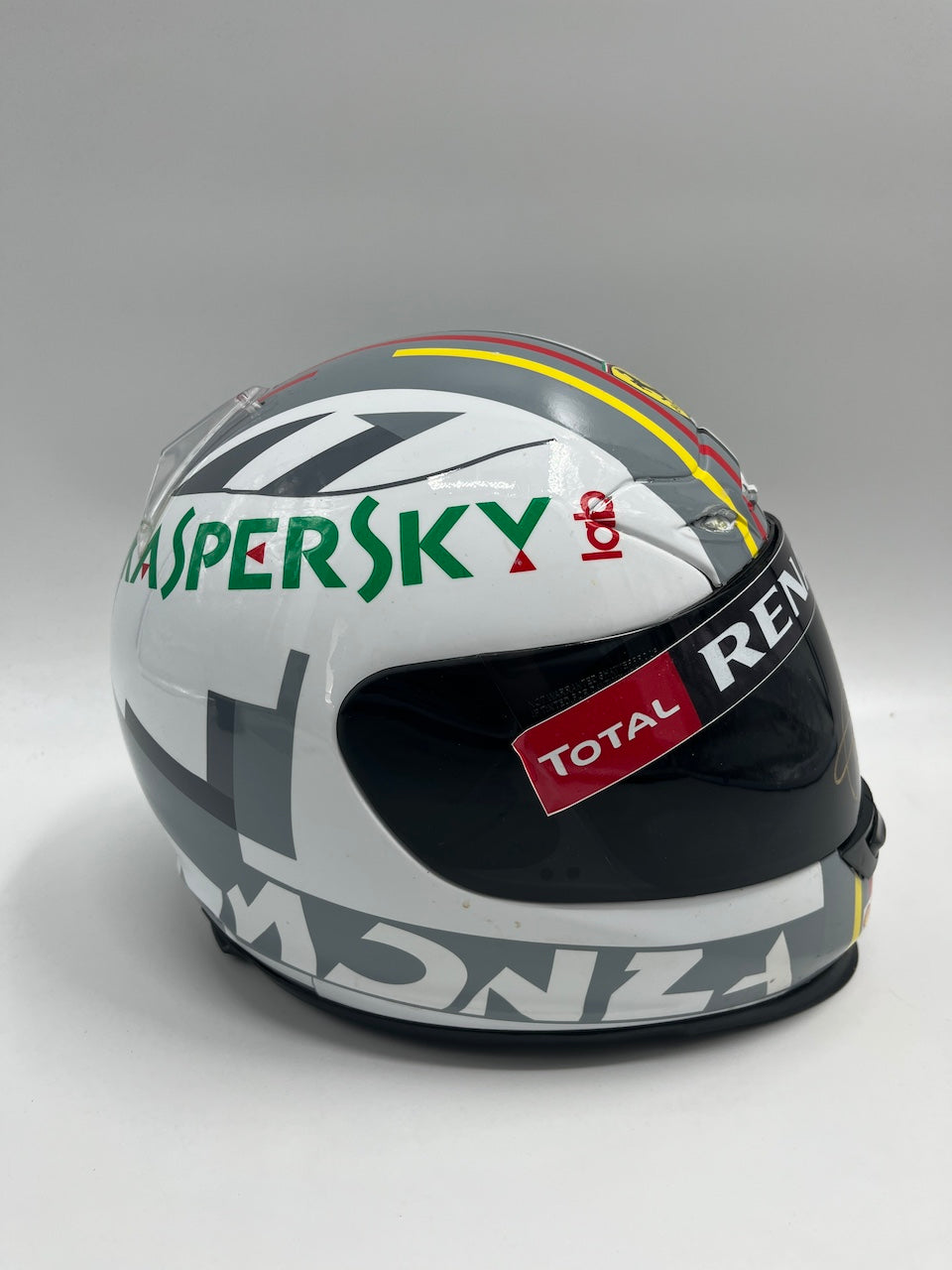 Sebastian Vettel Formel 1 Replica Helm signiert Autogramm COA 1:1
