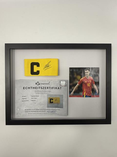 Kapitänsbinde Dani Olmo signiert im Rahmen Spanien Autogramm