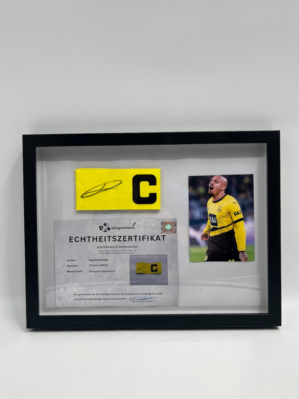 Kapitänsbinde Donyell Malen signiert im Rahmen Borussia Dortmund Autogramm COA