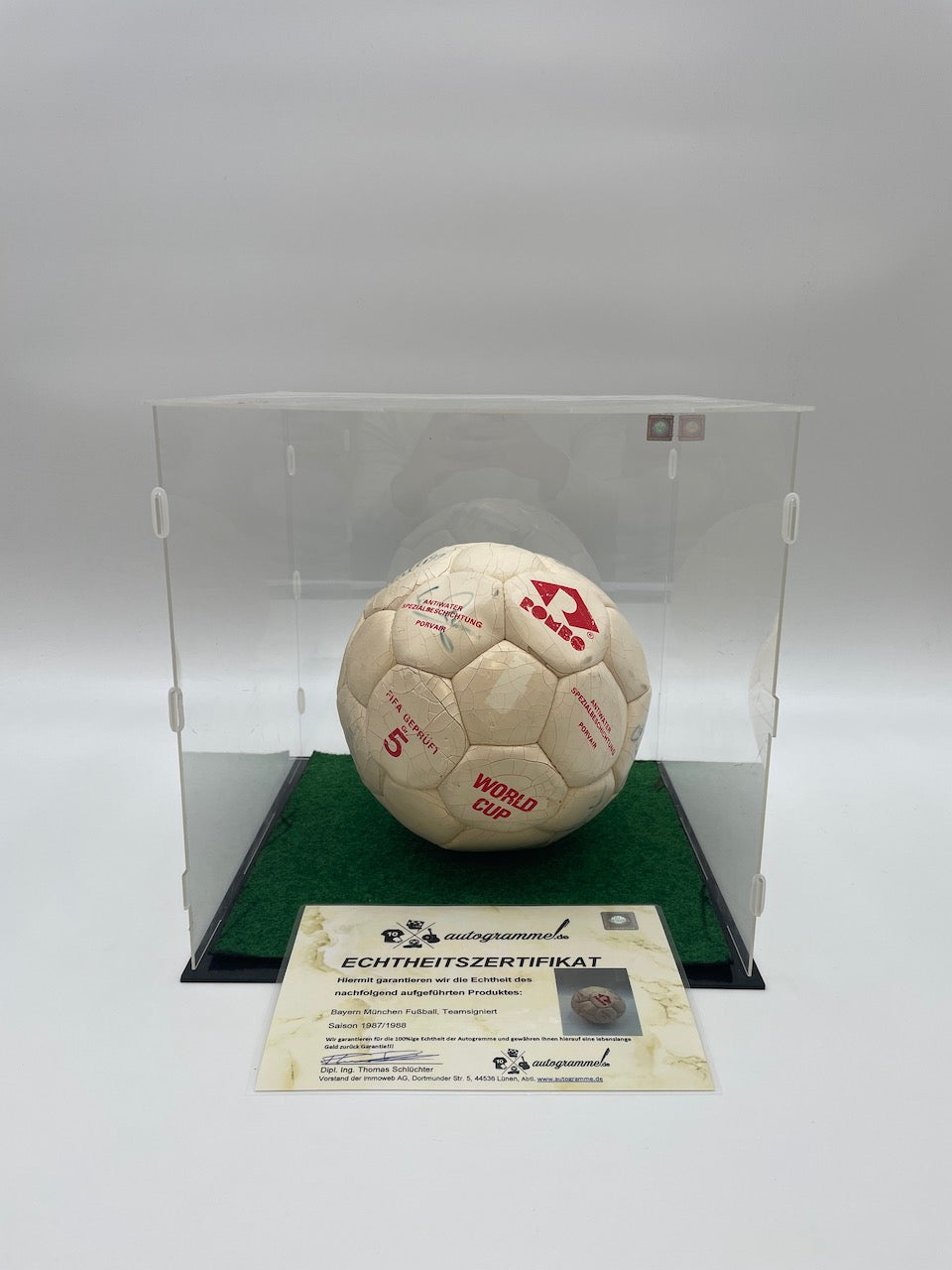 FC Bayern Fußball Teamsigniert 1987/1988 Unterschrift Autogramm Rombo Ball