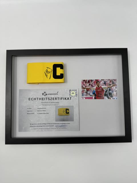 Kapitänsbinde Giovane Élber signiert im Rahmen Bayern München Autogramm COA