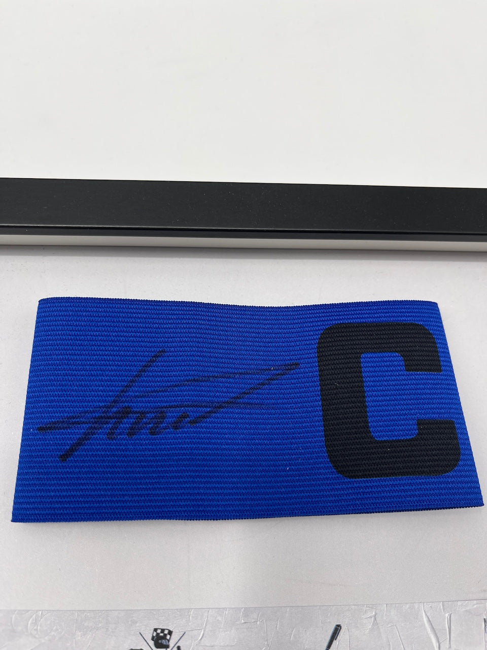 Kapitänsbinde Matthijs de Ligt signiert im Rahmen Niederlande Autogramm COA