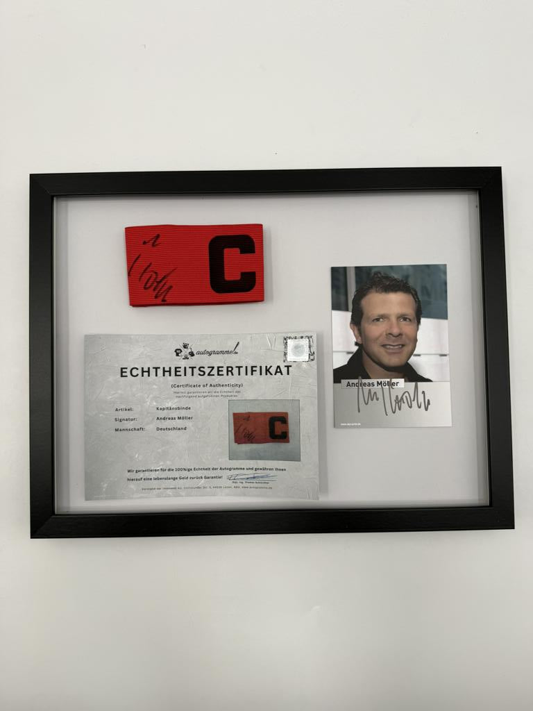Kapitänsbinde Andreas Möller signiert im Rahmen DFB Autogramm COA
