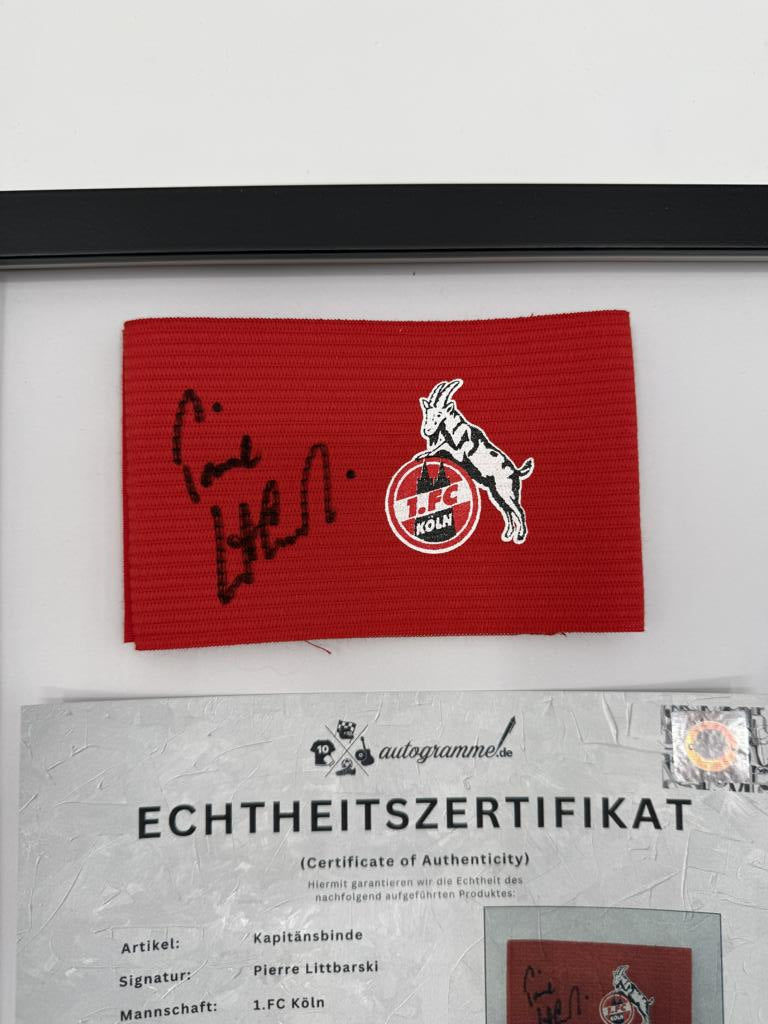 Kapitänsbinde Pierre Littbarski signiert im Rahmen 1. FC Köln Autogramm COA