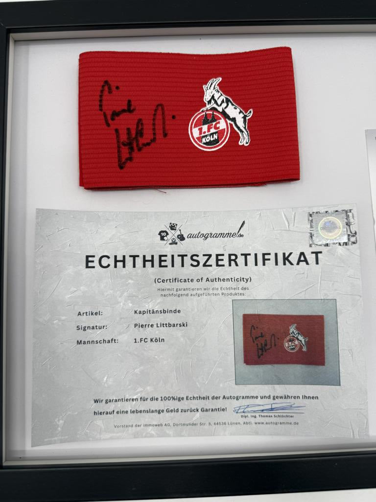 Kapitänsbinde Pierre Littbarski signiert im Rahmen 1. FC Köln Autogramm COA